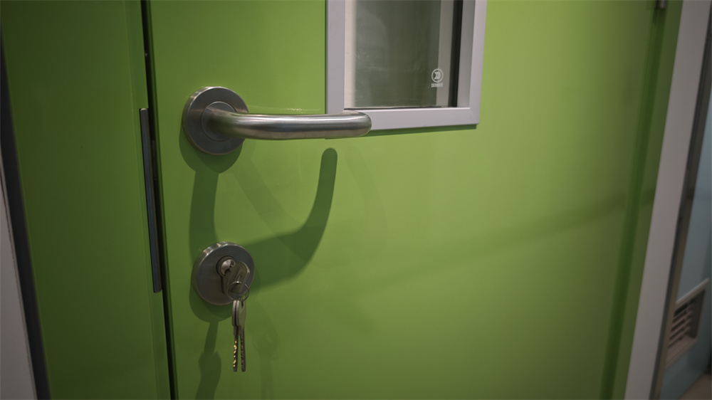 School & Classroom Door03