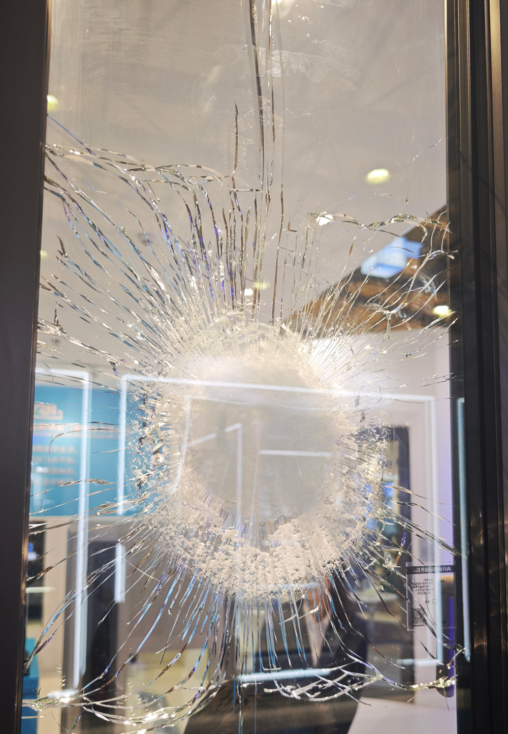 Commercial-Bulletproof-Doors-&-Windows3